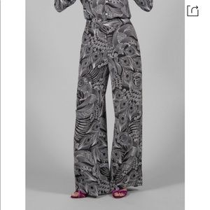 NWT Robert graham silk wide legged pant